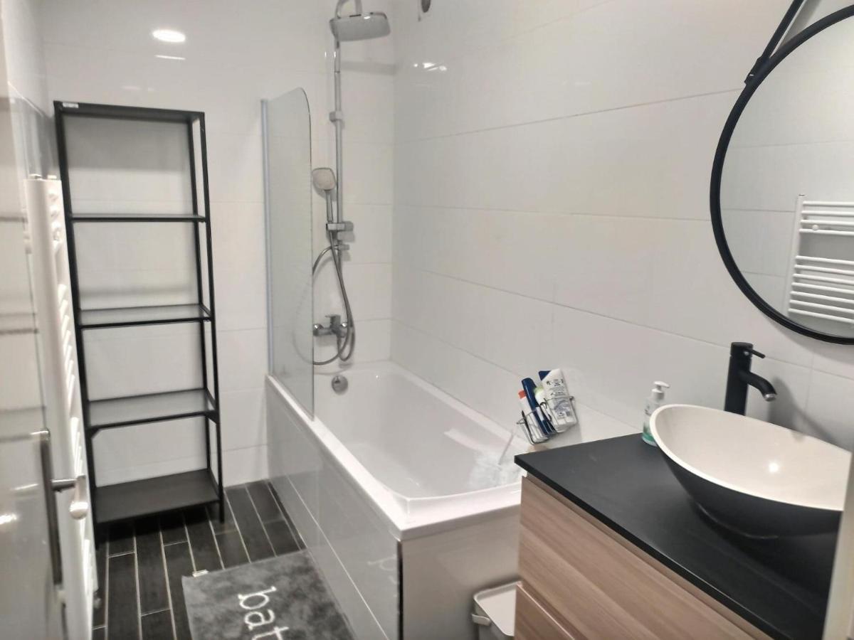 Chambre Privee 23M - Canape Lit - Wifi - Appart 120M 沃伊皮 外观 照片